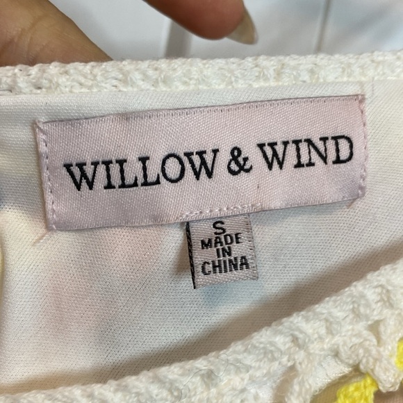 Willow & Wind | Colorful White Crochet Midi-Maxi Dress - tassels - Boho - small - Picture 2 of 6